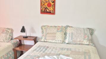 Standard szoba kétszemélyes ággyal | Ingyenes wifi és ágynemű