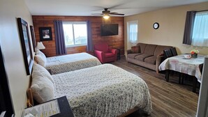 Kamar Keluarga, Beberapa Tempat Tidur, dapur | 1 kamar tidur, ruang kerja ramah laptop, dan tirai kedap cahaya