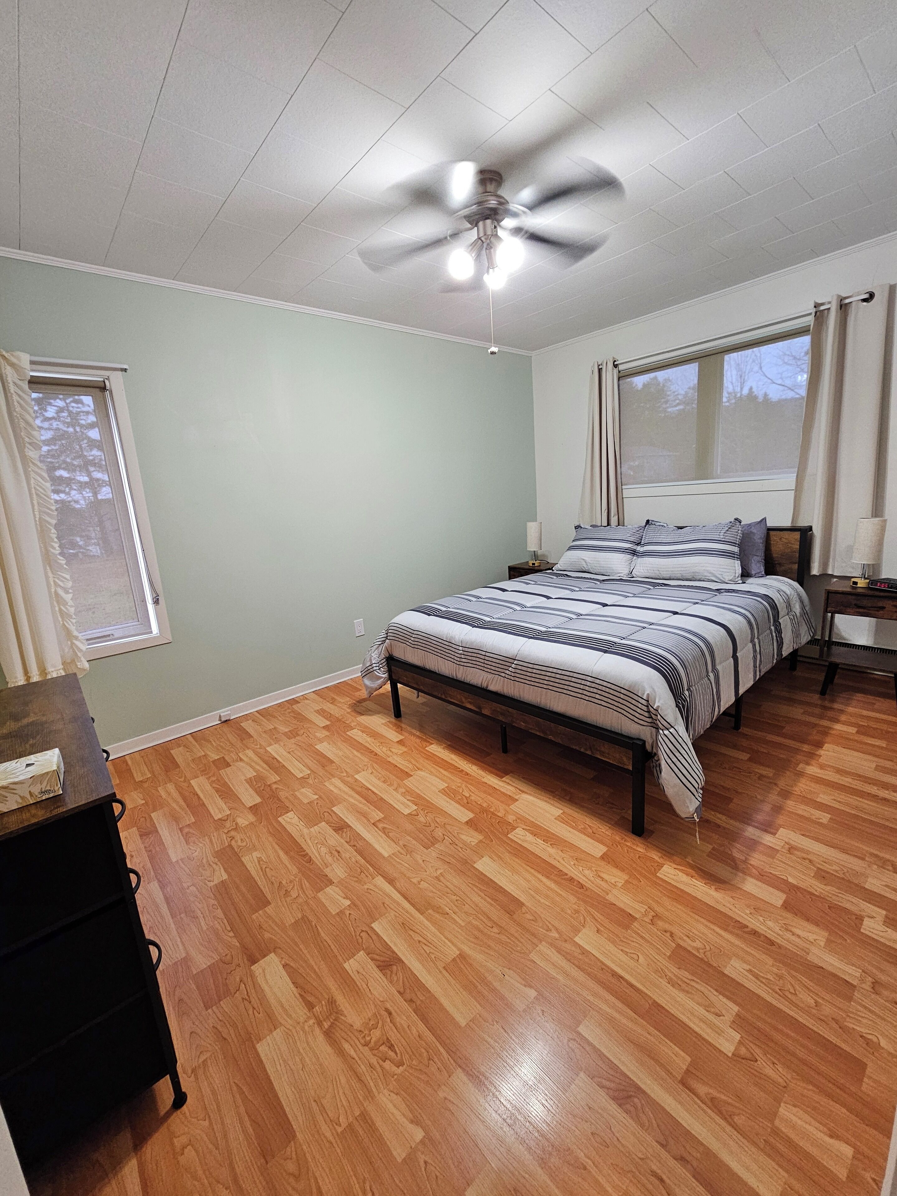 1 bedroom, laptop workspace, blackout drapes, free WiFi