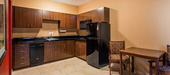 Best Western Plus Hudson Hotel & Suites