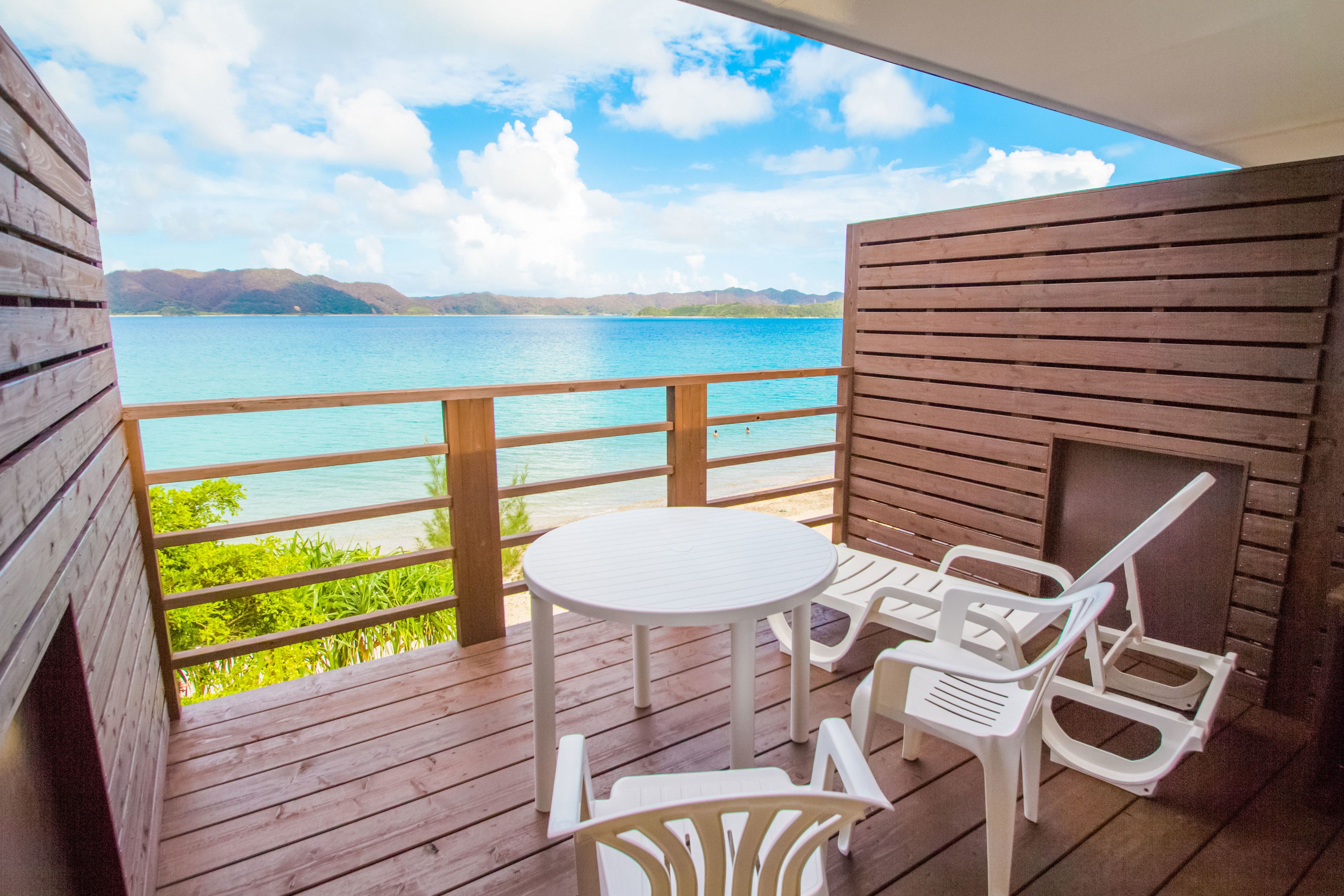 twin room, 2 single beds, ocean view, beachside | 2 bedrooms, in-room safe, iron/ironing board, free wifi