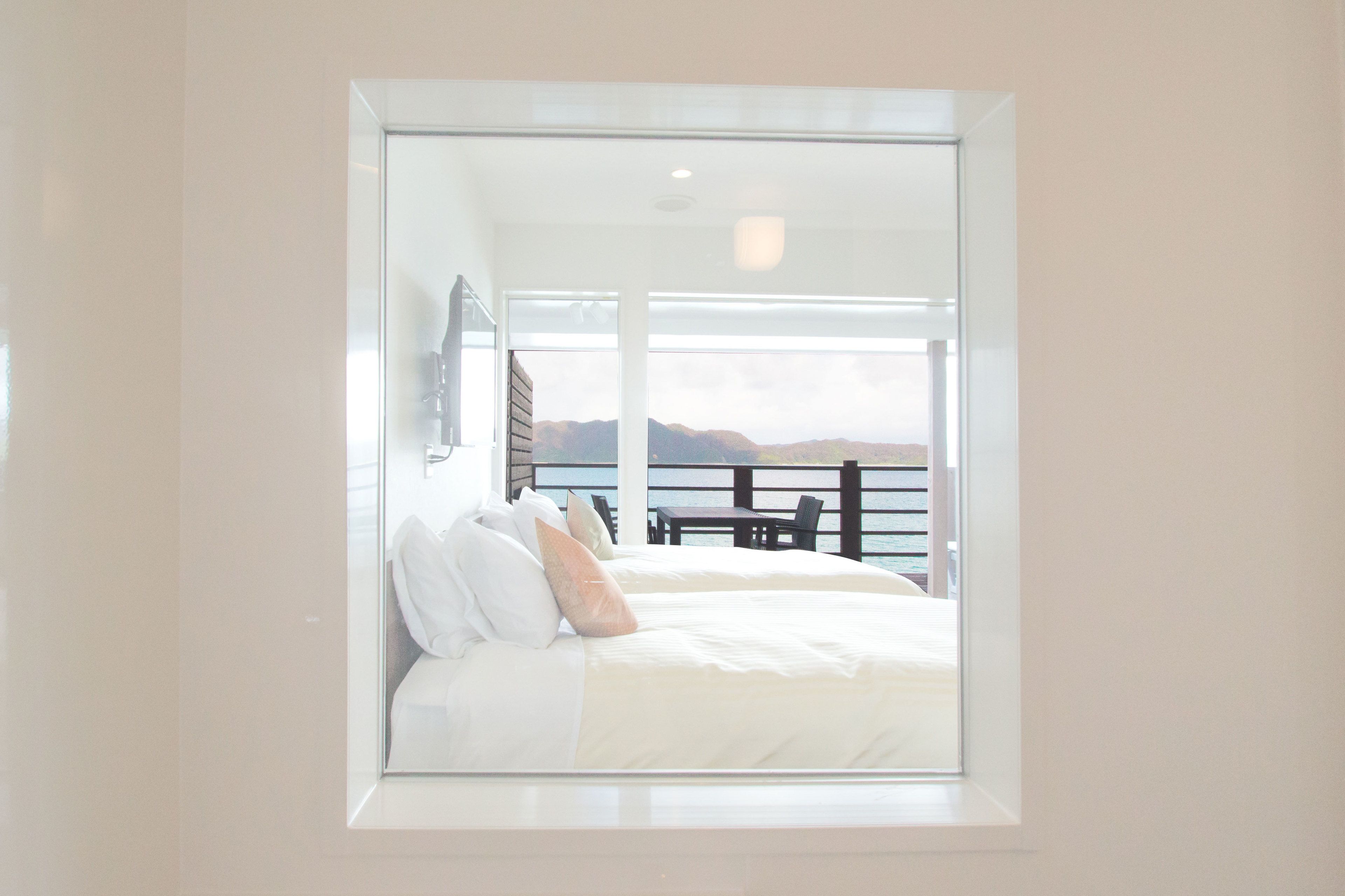 family room, 4 bedrooms, beachside | bathroom | free toiletries, slippers, bidet, towels