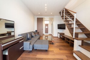 Comfort Room, Multiple Beds, Sea View, Beachside | Living room