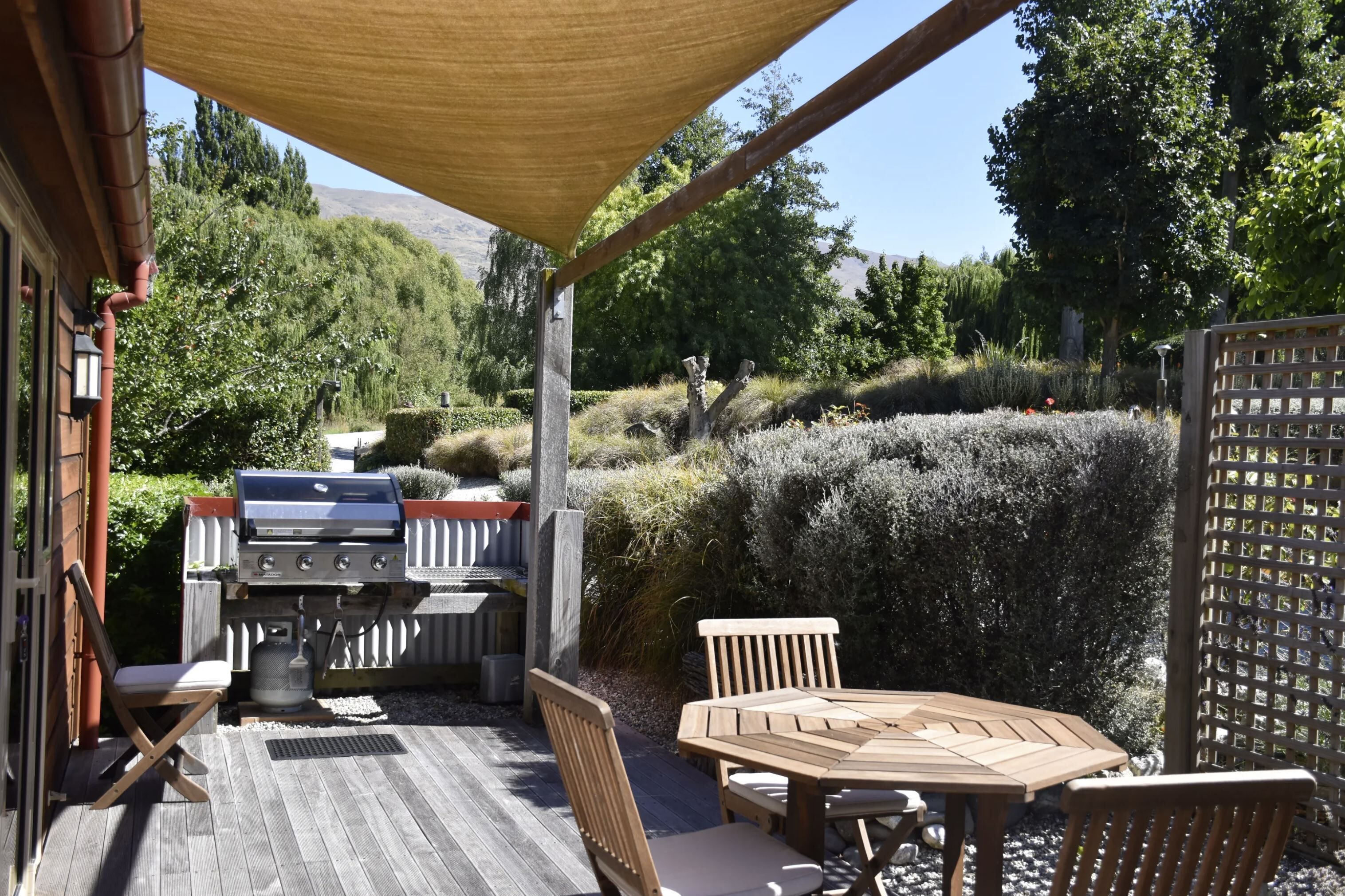 Grill-/Picknickplatz