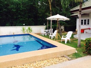 Utomhuspool