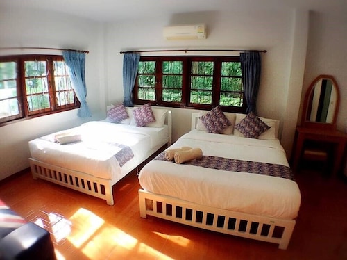 Hua Hin Home 66 Pool Villa