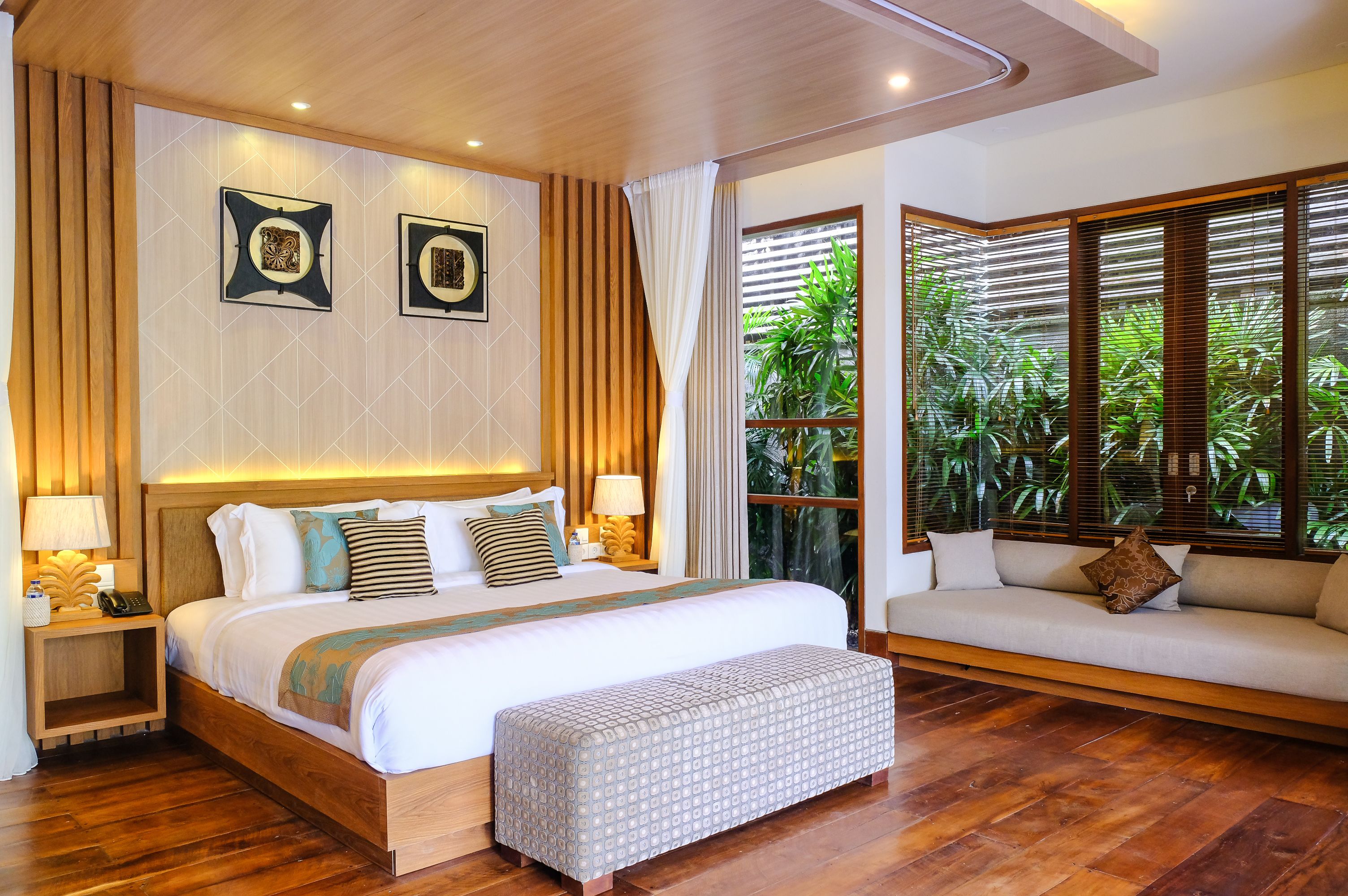 1 habitación, caja de seguridad en la habitación y muebles diferentes 