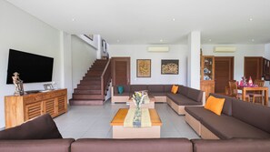 Living room - Villa Yenian by Villa Finder (Canggu)