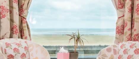 Comfort tweepersoonskamer, en-suite badkamer | Individueel gedecoreerd, individueel gemeubileerd