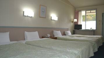 Basic Quadruple Room, 4 Bedrooms, Non Smoking | Free WiFi, bed sheets