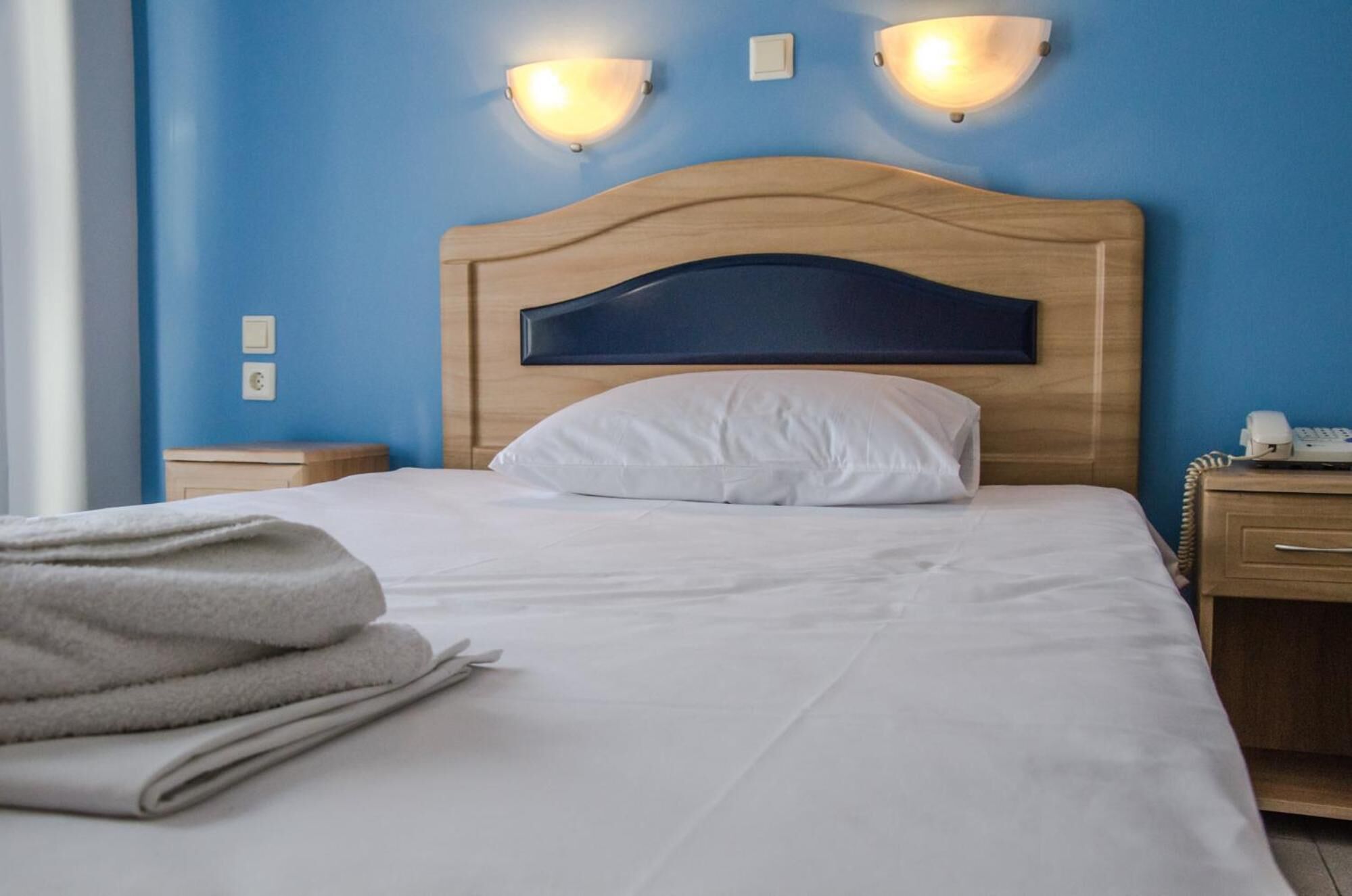 Desk, iron/ironing board, free WiFi, bed sheets