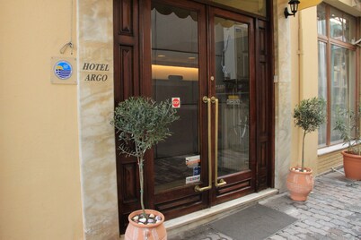 Hotel Argo