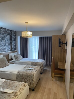 Chambre Double ou avec lits jumeaux | Literie de qualité supérieure, minibar, bureau, chambres insonorisées