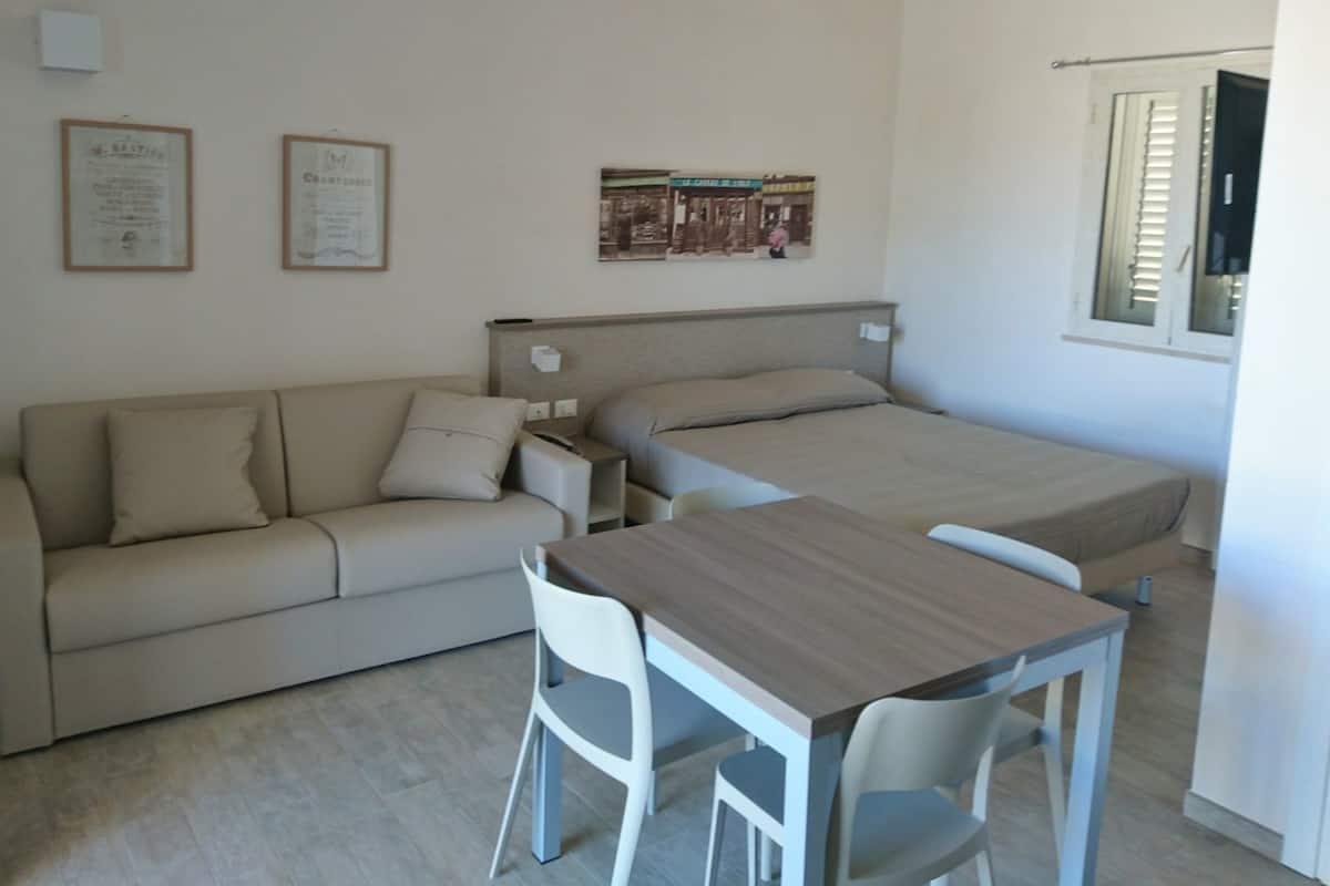 In-room safe, soundproofing, iron/ironing board, WiFi (free)