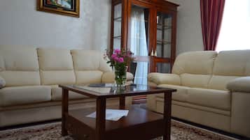 1 habitación, minibar, decoración personalizada y muebles diferentes