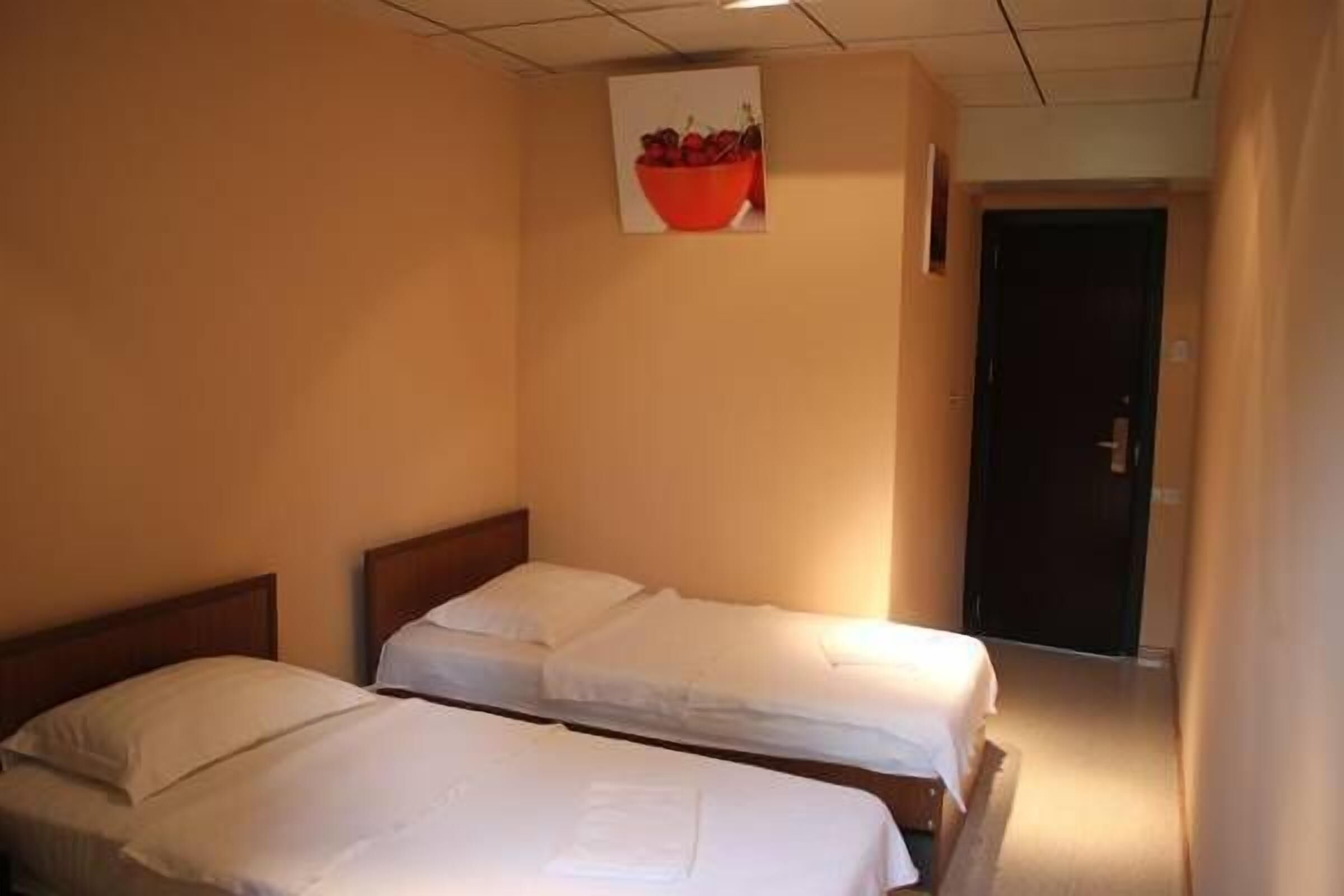 Premium bedding, in-room safe, iron/ironing board, rollaway beds