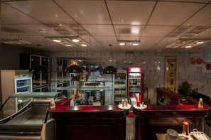 Bar (on property) - London Palace (Tbilisi)