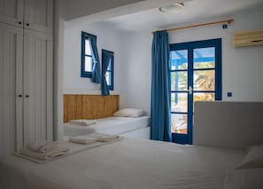 Studio, Ground Floor | Free cots/infant beds, free WiFi, bed sheets - Aeraki Studios & Apartments (Naxos)