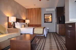 Sengetøy av topp kvalitet, safe på rommet, skrivebord og lydisolert