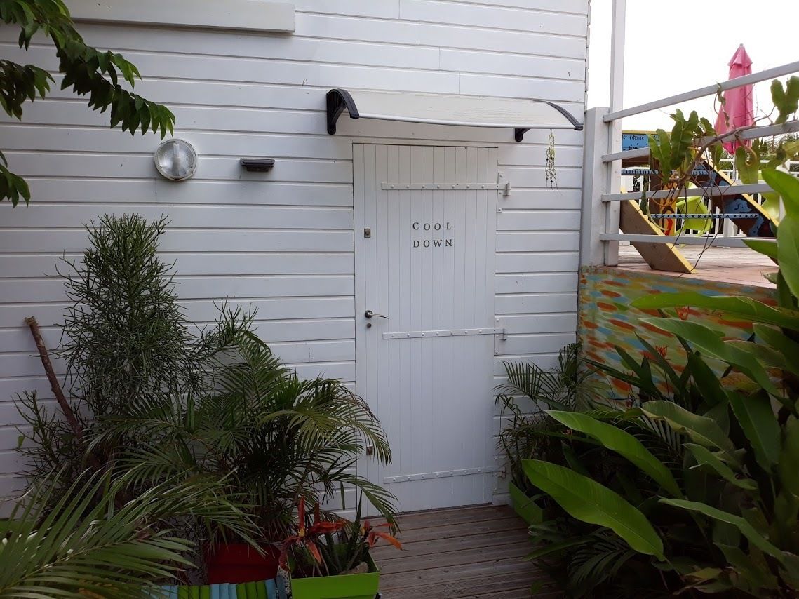 Double Room (Cool Down)