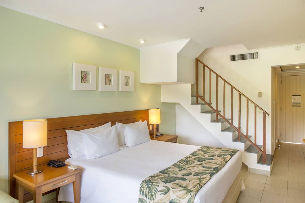 1 bedroom, minibar, in-room safe