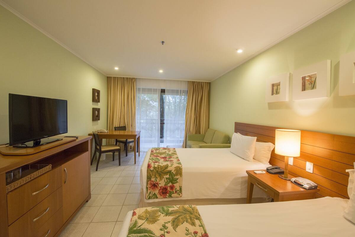 1 bedroom, minibar, in-room safe