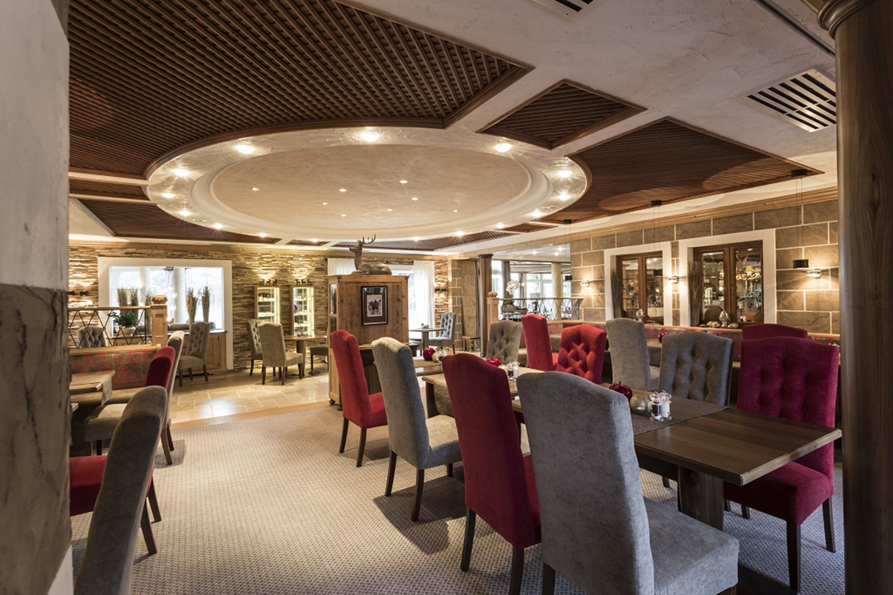 breakfast, lunch, dinner served; regional cuisine