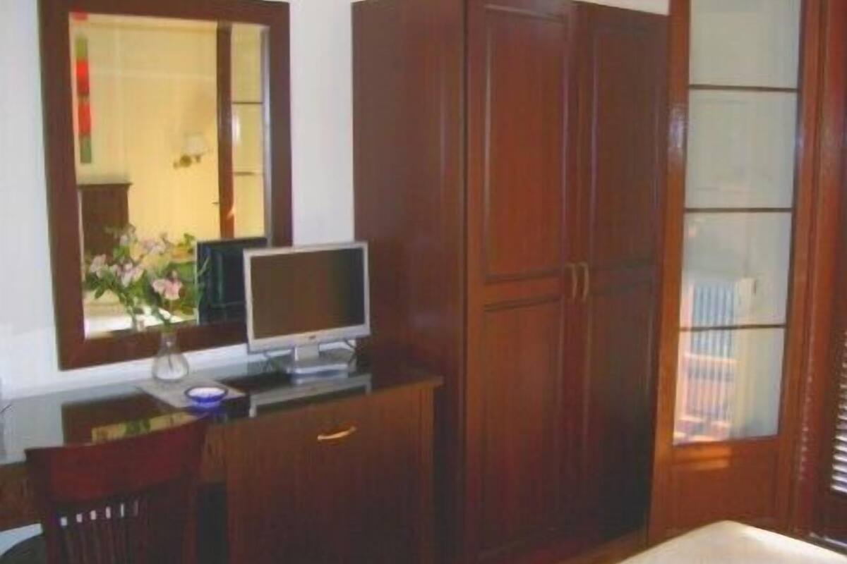 Quarto casal, banheira de hidromassagem