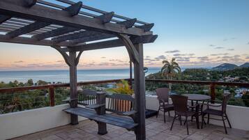 2 Restaurants, Frühstück, Mittagessen, Abendessen, internationale Küche