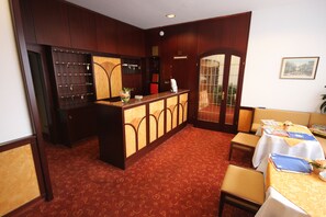 Interior entrance - Bad Pyrmonter Hof (Bad Pyrmont)