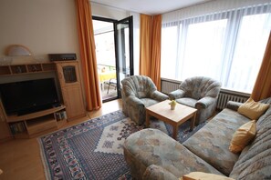 Una televisión de pantalla plana