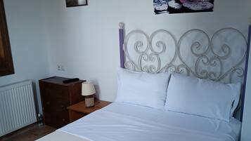 Kamar Double | Brankas, kedap suara, setrika/meja setrika, dan Wi-Fi gratis