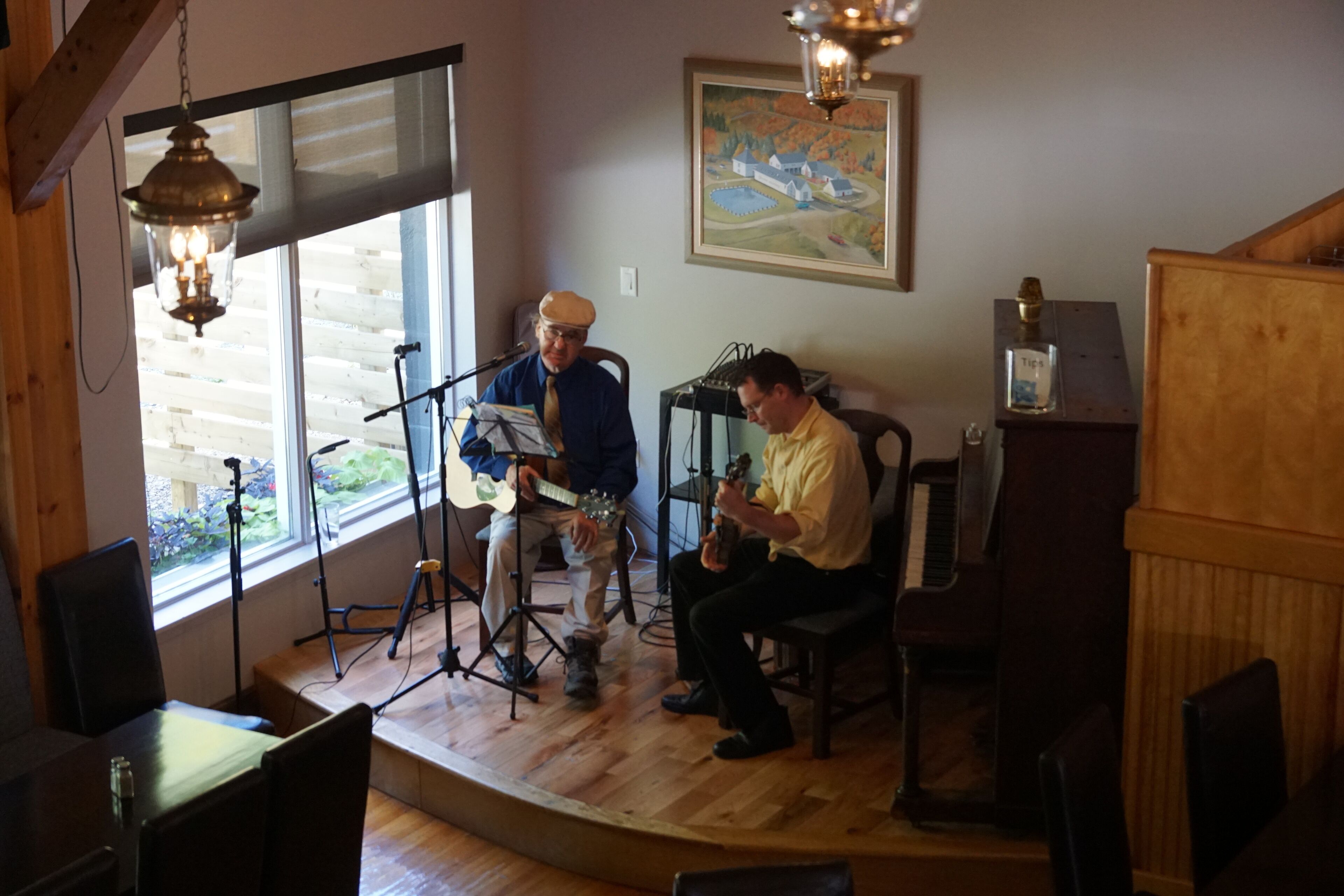 lunch and dinner served