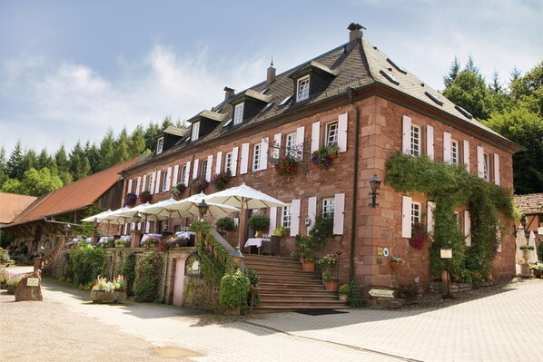 Front of property - Hotel Der Schafhof Amorbach (Amorbach)