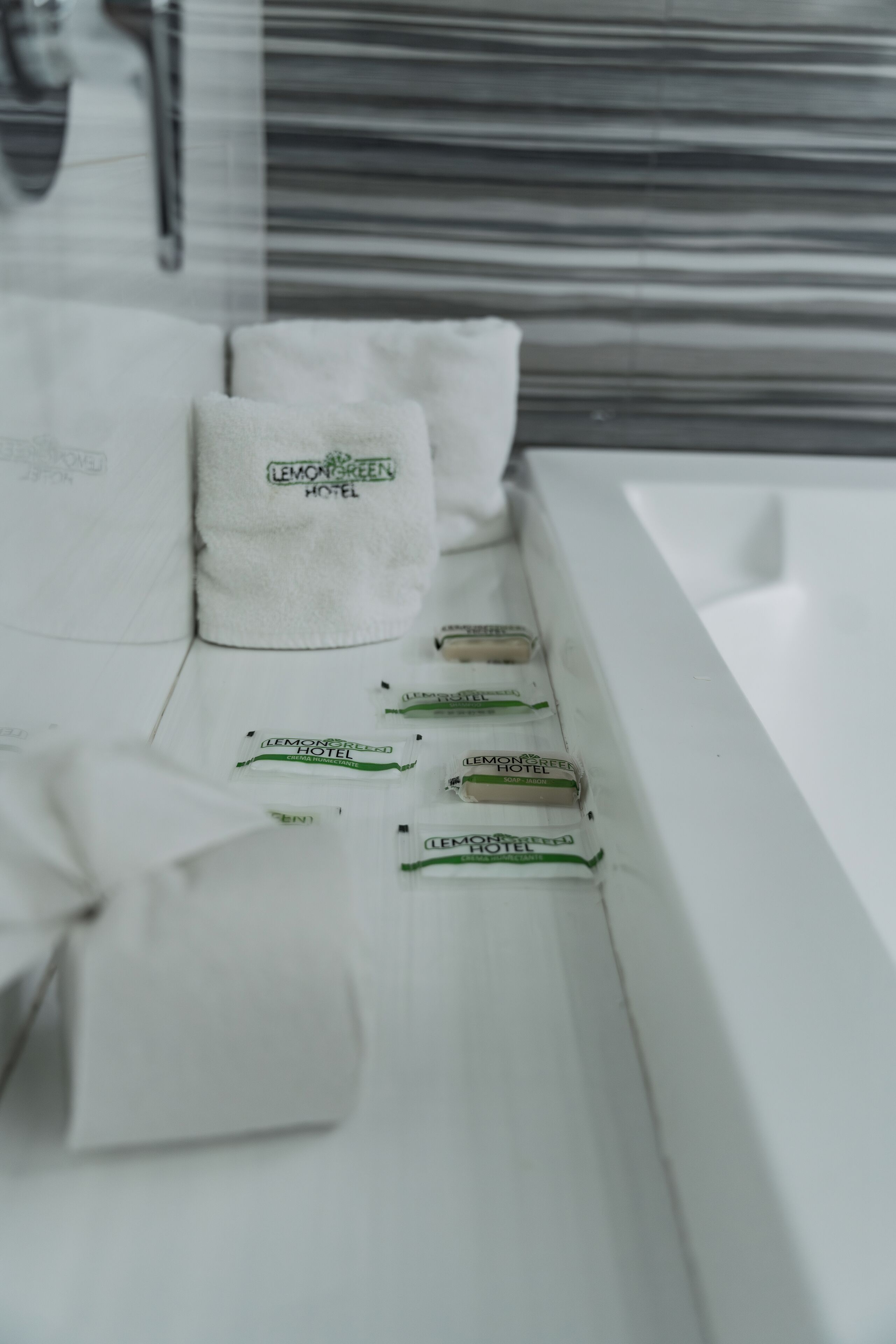 Photo - HOTEL LEMON GREEN -Zona Expo Frente al Centro de Convenciones