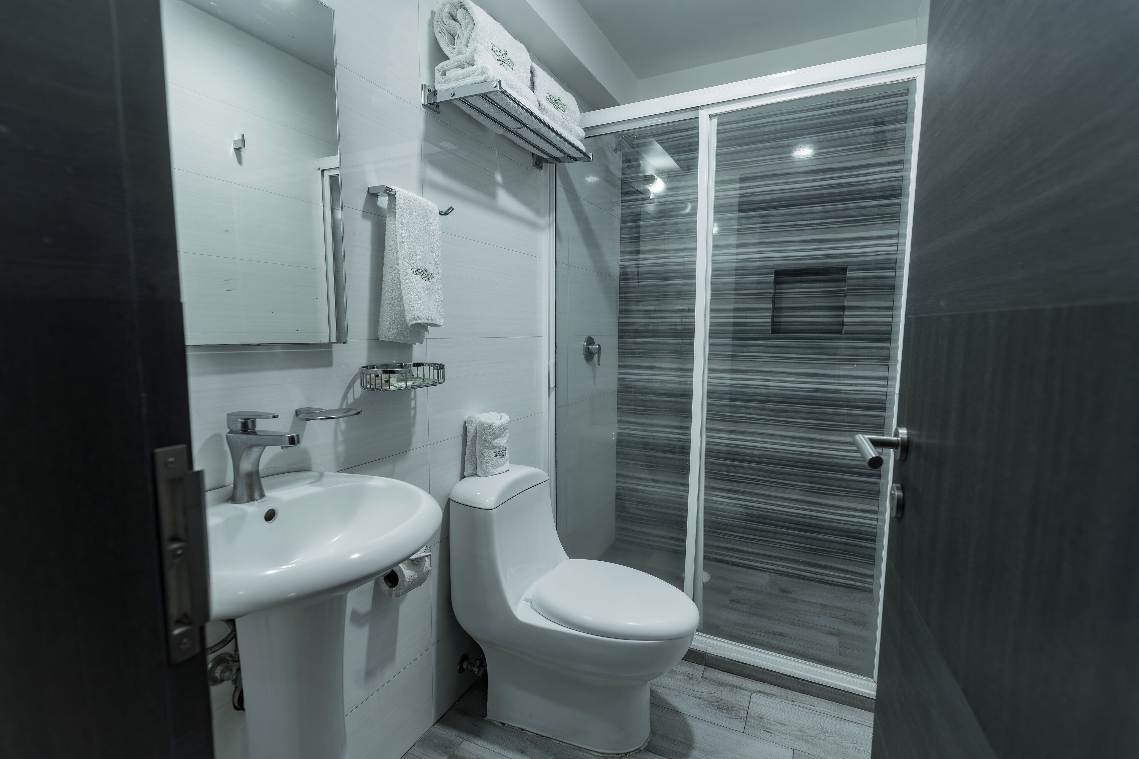 double room | bathroom | shower, rainfall showerhead, free toiletries, hair dryer