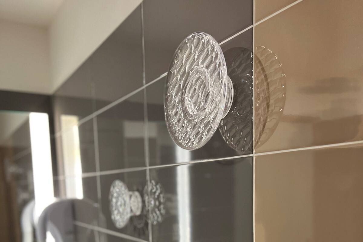 family room, balcony | bathroom | shower, rainfall showerhead, free toiletries, hair dryer