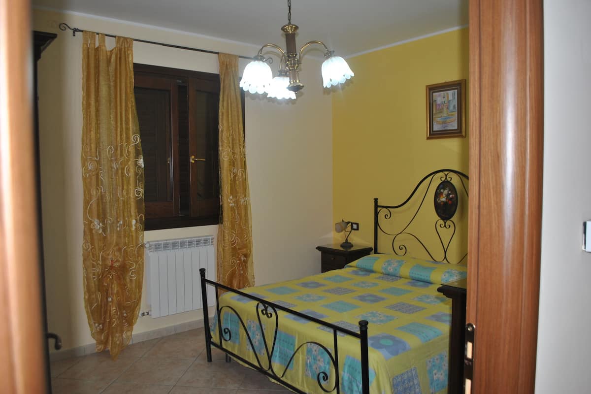 Double or Twin Room | Minibar, free cribs/infant beds, free WiFi