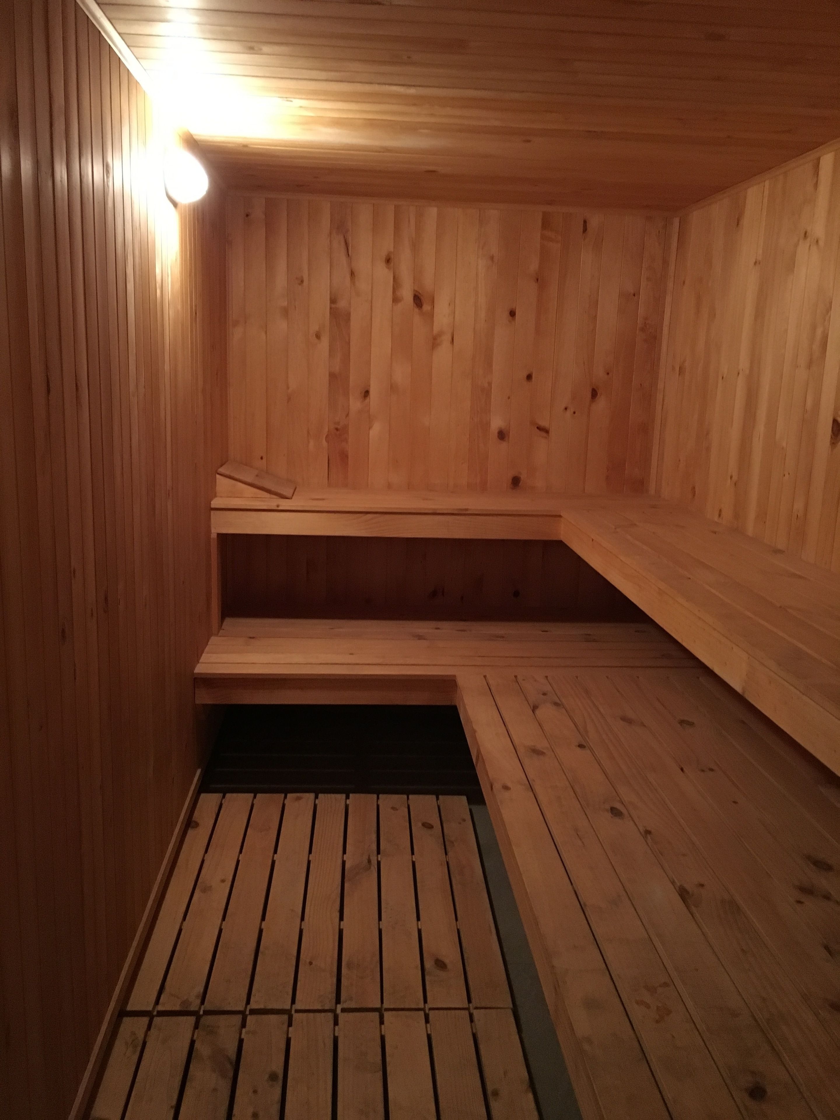 turkish bath/hammam, hydrotherapy, aromatherapy, thai massages, facials