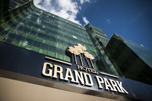Porch - Hotel Grand Park (Bogotá)