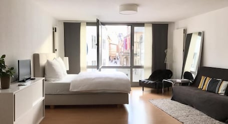 Classic Studio, 1 Bedroom, City View, Beachfront | 1 bedroom, desk, iron/ironing board, free WiFi