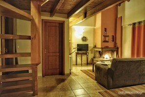 客房 (Maisonette) | 電視