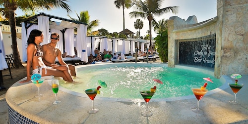 Presidential Suites by Lifestyle - All Inclusive