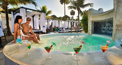 Presidential Suites by Lifestyle - All Inclusive