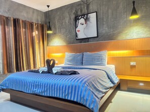 Deluxe Room (Pet Friendly) | Wi-fi (inkludert) og sengetøy