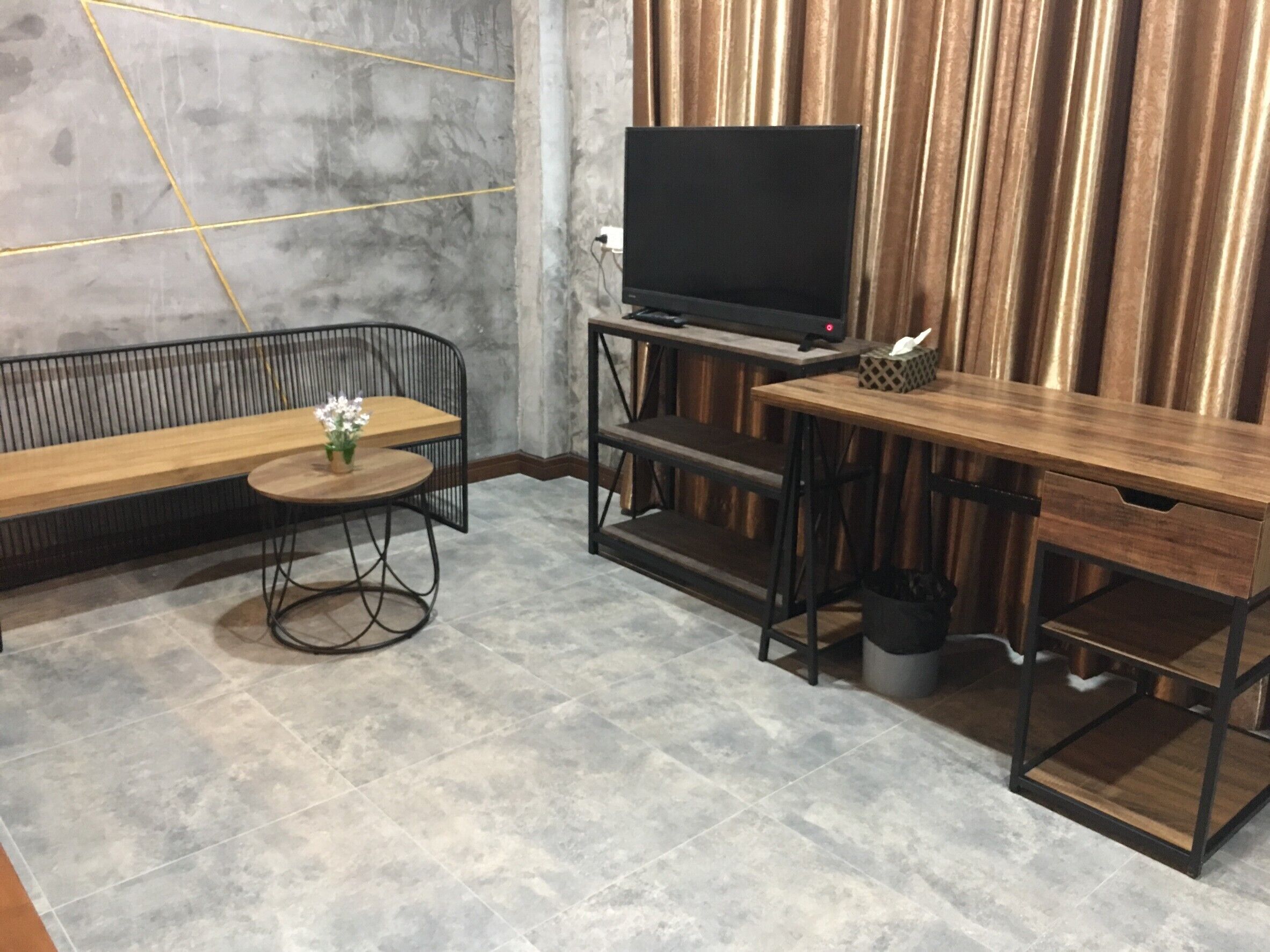 triple room | free wifi, bed sheets