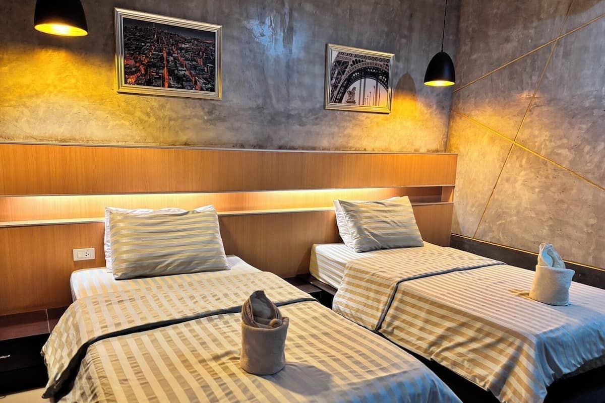 Standard Twin Room | Free WiFi, bed sheets