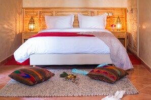 Superior Double Room, 1 Queen Bed, Garden View, Garden Area