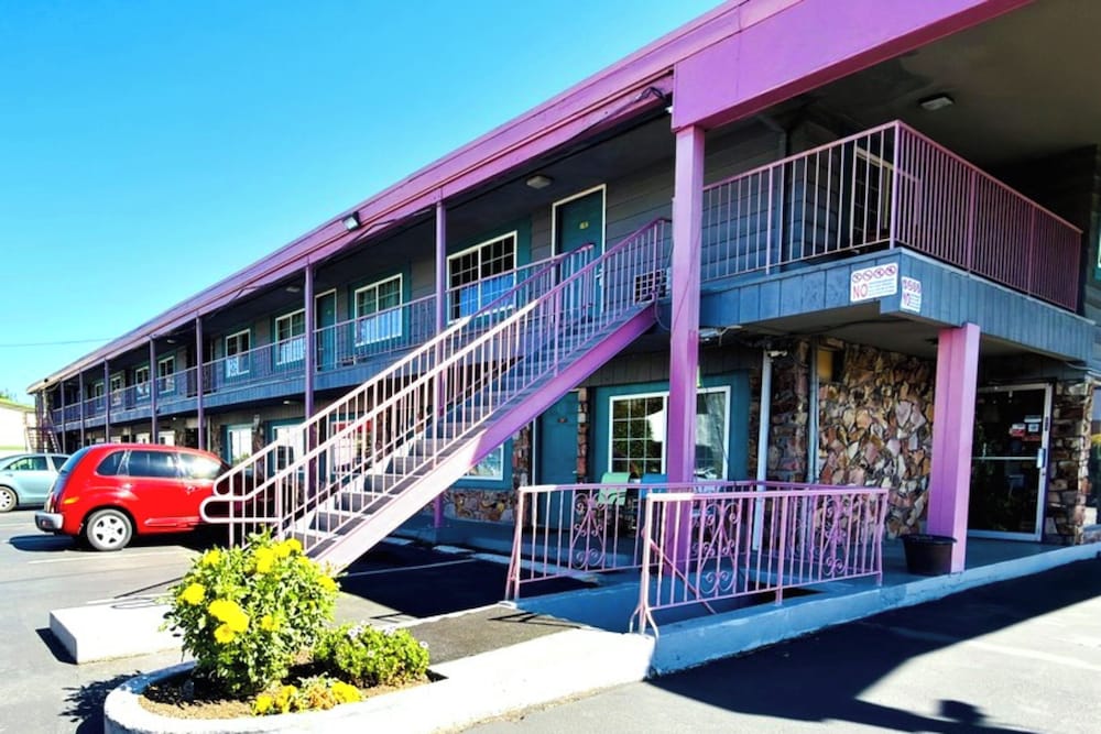Beaverton Budget Inn