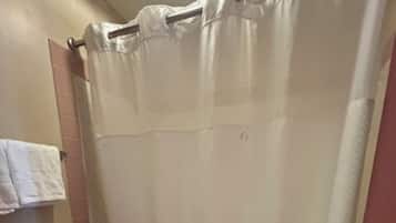 Free toiletries, towels
